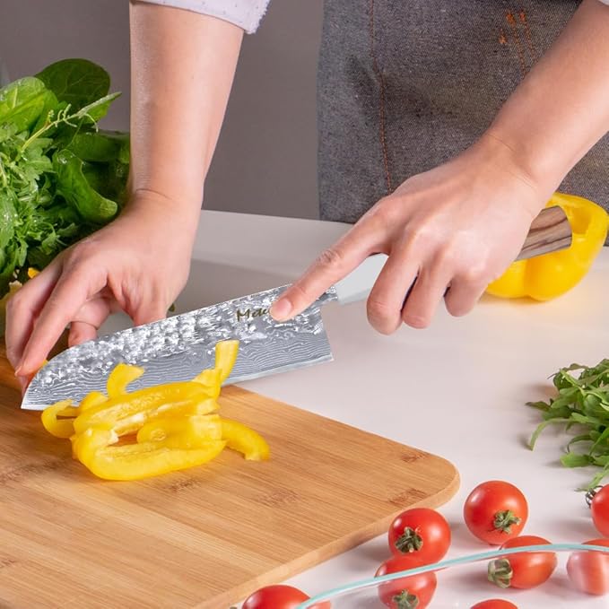 Santoku Knife 7in, Damascus Japanese Chef Knife, Professional Hand Forged Chef's Knives for Kitchen Cooking Meat Cleaver, Cutting Vegetables and Fruit, Razor-Sharp Chef's Knife with Gift Box, Silver