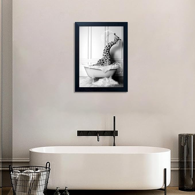 Black and White Bathroom Wall Art Funny Giraffe in Bathtub Wall Decor Framed Farmhouse Painting Animal Canvas Wall Art Bathroom Artwork