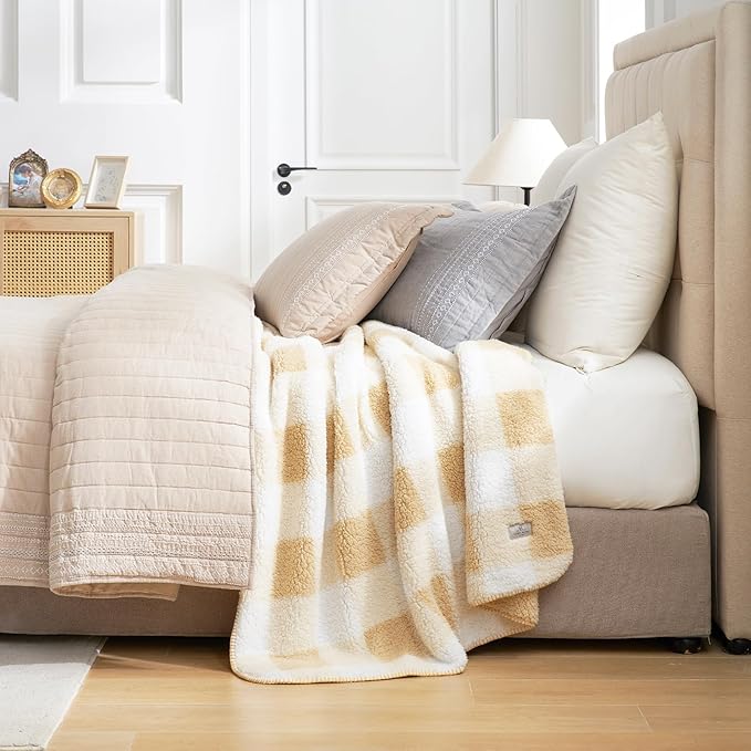 Cozy Bliss Luxury Sherpa Throw Blanket for Couch, Premium Reversible Buffalo Plaid Thick Throw, Warm Cozy Soft Blanket for Home and Gifts (Beige, 60" x 80")