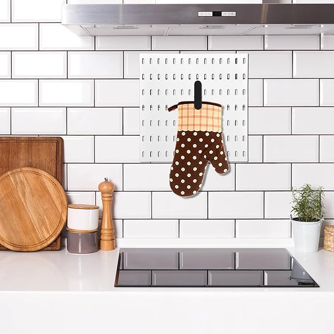 Black Pegboard Clips, 20 Pcs Metal Pegboard Accessories Clips, Pegboard Clips for Hanging Photos, Pegboard Attachment Clips for Kitchen, Bathroom, Living Room, Office