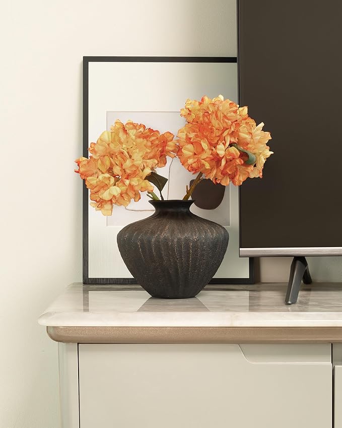 Small Black Ceramic Vase 6 Inch – Handmade Sculptural Decor with Hand-Painted Gold Detailing – Organic Accent Flower Vase for Shelf, Entryway or Table – Modern Minimalist Home Decoration