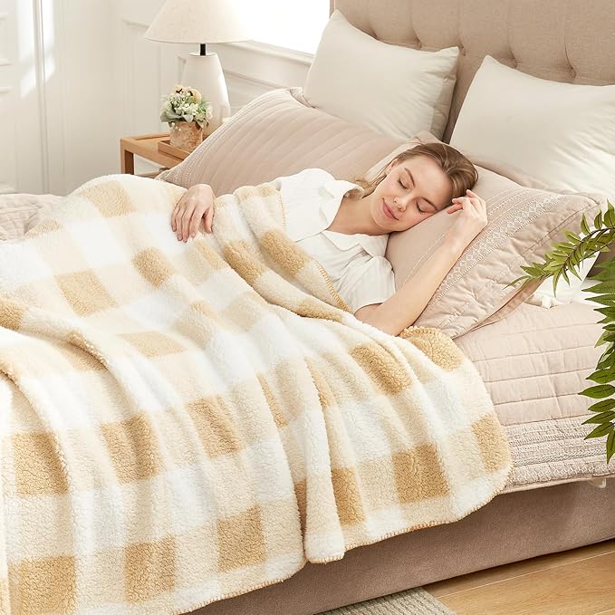 Cozy Bliss Luxury Sherpa Throw Blanket for Couch, Premium Reversible Buffalo Plaid Thick Throw, Warm Cozy Soft Blanket for Home and Gifts (Beige, 60" x 80")