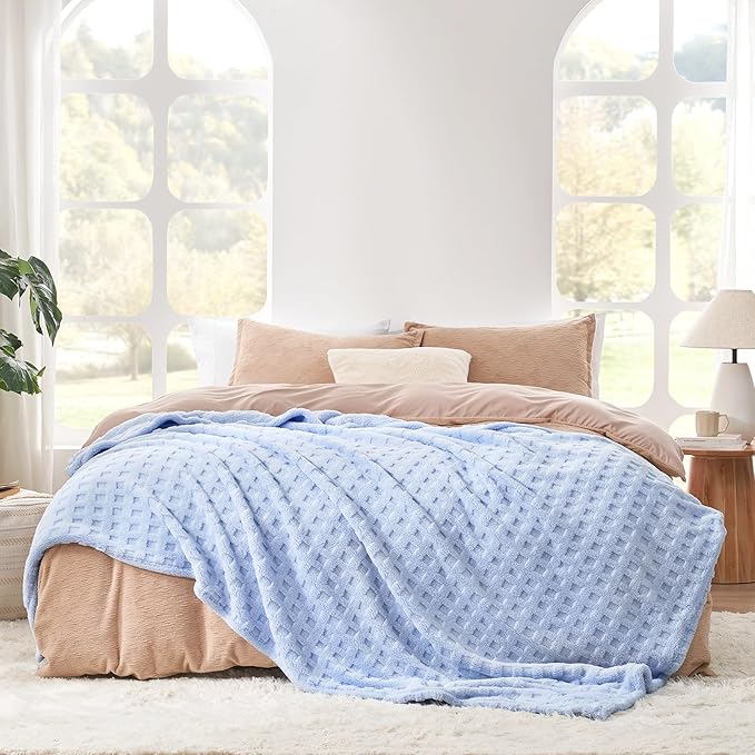 Cozy Bliss Soft Queen Size Waffle Blanket - Lightweight Cozy Blankets Gift for Women,Cute Checkered Throws Blanket for Bed, Couch and Sofa,Light Blue,90x90 Inches