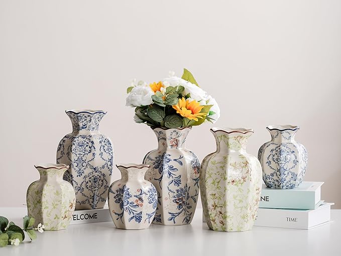 Blue and White Vase, Vintage Blue Ceramic Flower Vessel,Ceramic vases for Home Decor,Vintage Green and Beige for Console Table Mantle Chinoiserie Decor (Blue and White-01, Small)