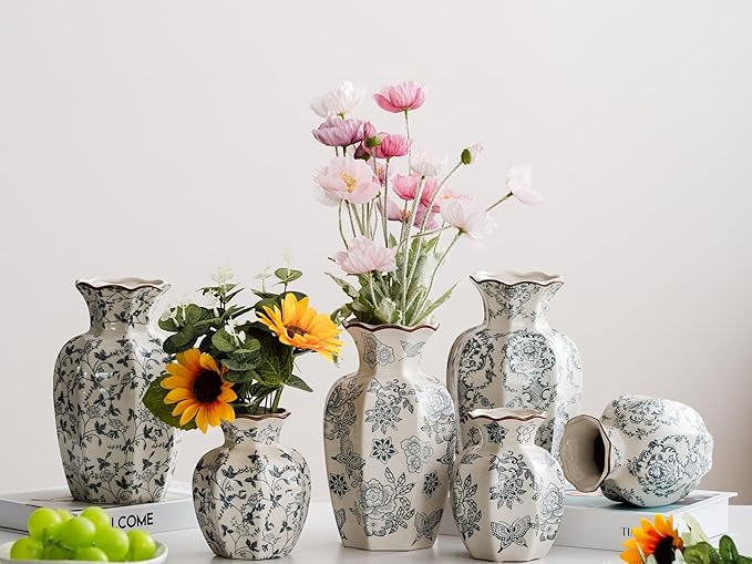 Blue and White Vase, Vintage Blue Ceramic Flower Vessel,Ceramic vases for Home Decor,Vintage Green and Beige for Console Table Mantle Chinoiserie Decor (Retro-03, Small)