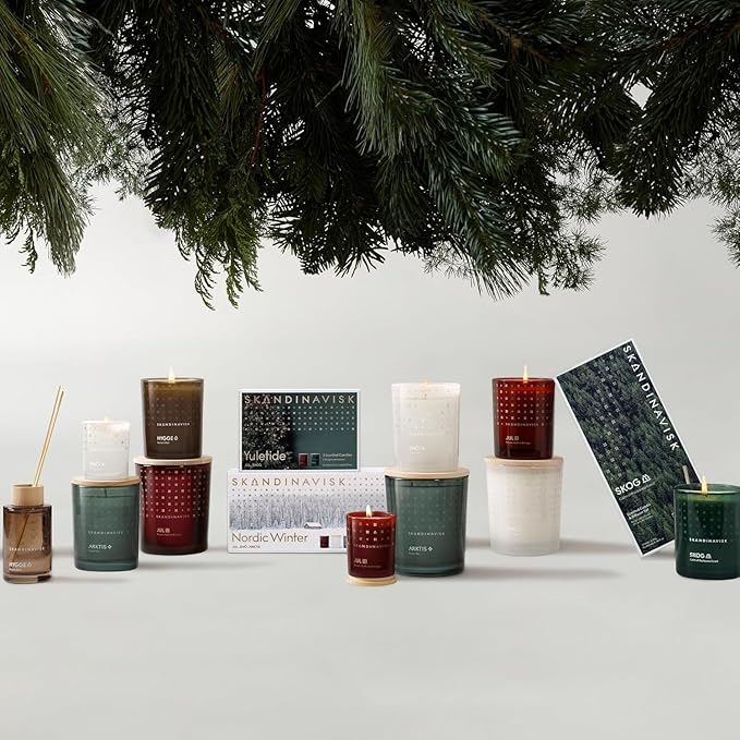 Skandinavisk Hygge 'Cosiness' Scented Candle, Special Edition, Scent Notes: Black Tea and Mint Leaves, Dried Apples and Baked Cinnamon, Vegan Formula, 12.3 oz.