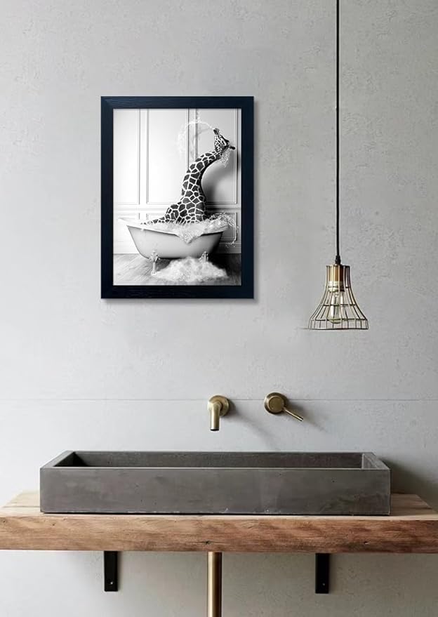 Black and White Bathroom Wall Art Funny Giraffe in Bathtub Wall Decor Framed Farmhouse Painting Animal Canvas Wall Art Bathroom Artwork