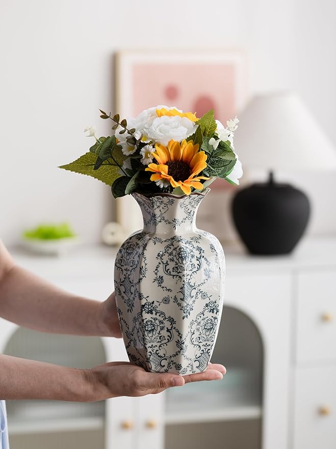 Blue and White Vase, Vintage Blue Ceramic Flower Vessel,Ceramic vases for Home Decor,Vintage Green and Beige for Console Table Mantle Chinoiserie Decor (Retro-03, Large)