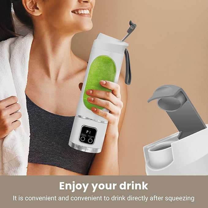 Portable Blender Personal Electric USB，500ML Portable juicer Shakes and Smoothies Blender，Small Blenders，Mixing，Compact、Convenient and Versatile (White)