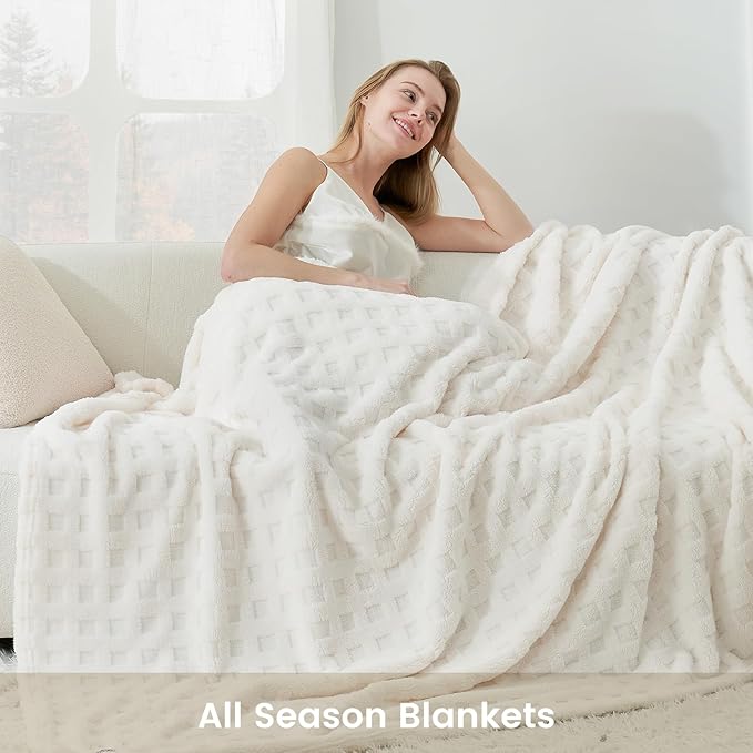 Cozy Bliss Soft King Size Waffle Blanket - Lightweight Cozy Blankets Gift for Women,Cute Checkered Throws Blanket for Bed, Couch and Sofa,Ivory,108x90 Inches