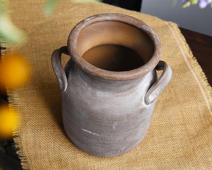 Quoowiit Ceramic Rustic Farmhouse Vase, Distressed Decorative Flower Vases for Home Decor, Ideal Shelf Decor, Brown Boho Vase for Living Room Bedroom Kitchen Office Decor Centerpiece Table Decorations