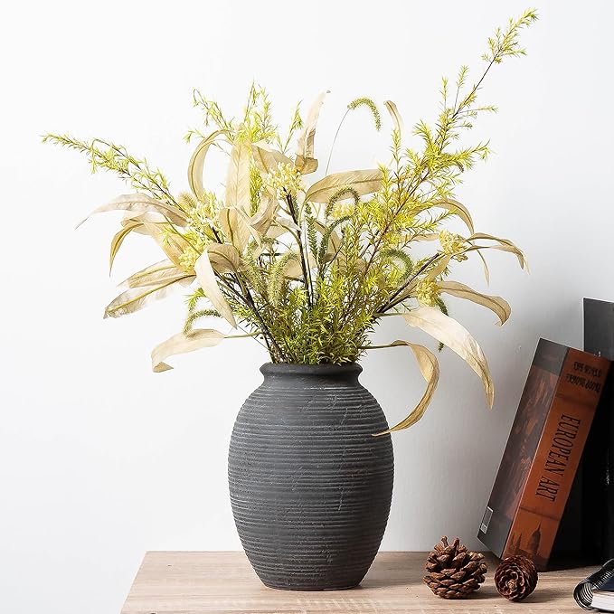 Ceramic Vase, Porcelain Flower Vases, 8 Inch Pottery Bud Vase, Terracotta Vase for Home Decor, Vintage Decorative Farmhouse Vase for Home Decor, Living Room, Shelf Decor, Farmhouse, Table, Lyeec