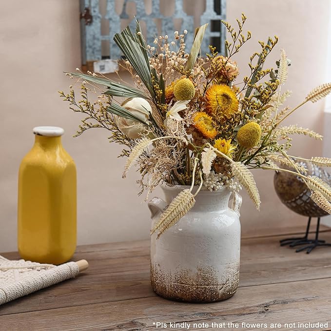 Quoowiit Ceramic Rustic Farmhouse Vase, Distressed Decorative Flower Vase for Home Decor, Ideal Shelf Decor, White Boho Vase for Living Room Bedroom Kitchen Office Decor Centerpiece Table Decorations