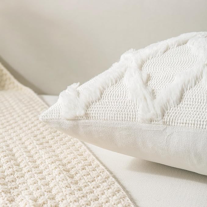 Set of 2 Soft Moroccan Throw Pillow Covers 18x18 Inch Plush Boho Decorative Pillow Cover Accent Cushion Case for Couch Sofa Bed, Cream White