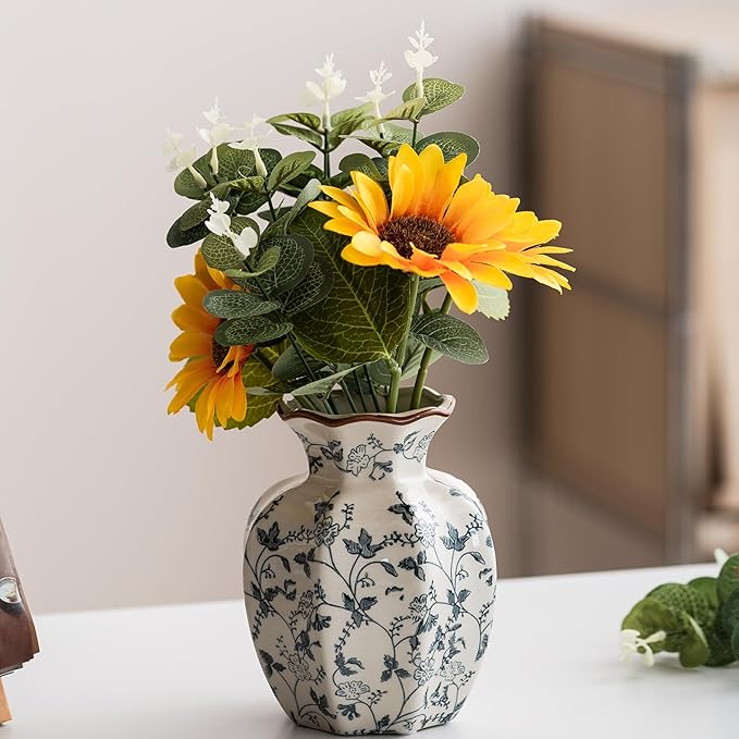 Blue and White Vase, Vintage Blue Ceramic Flower Vessel,Ceramic vases for Home Decor,Vintage Green and Beige for Console Table Mantle Chinoiserie Decor (Retro-01, Small)