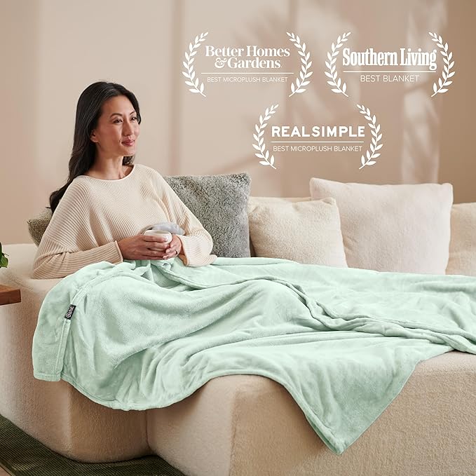 Bare Home Fleece Blanket - Twin/Twin Extra Long - Ultra-Soft Lightweight for Bed, Sofa, and Couch - Luxury Microplush - Cozy Warm Blanket (Twin/Twin XL, Spring Mint)