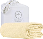 Threadmill Luxury Cotton Blankets for Twin Size Bed | All-Season 100% Cotton Twin Blanket for Bed | Criss Cross Jacquard Lightweight, Soft & Cozy Coverlet, 350GSM, 68 x 90 inches | Vanilla Cream