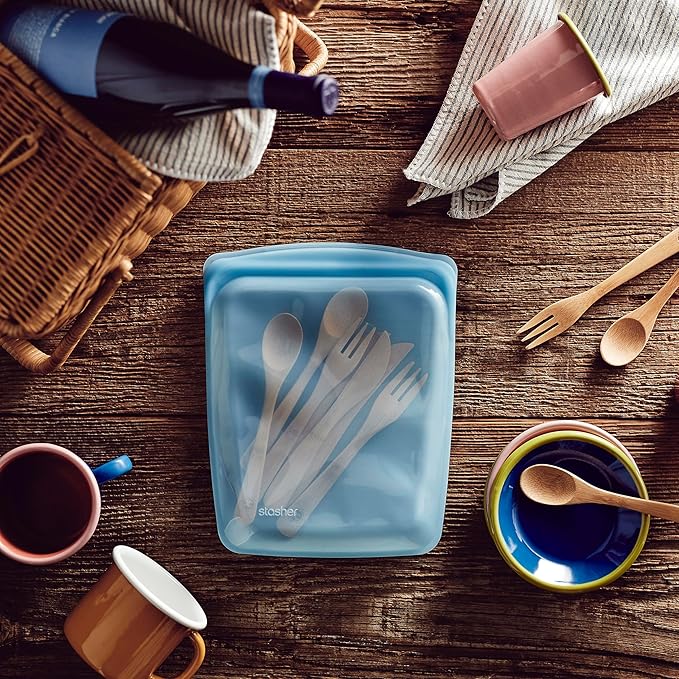 Stasher Premium Silicone Reusable Food Storage Half Gallon Bag, Blue, Microwave, Sous Vide, Dishwasher, Oven and Freezer Safe, BPA Free, Leak-free, Eco-friendly, 64 Oz