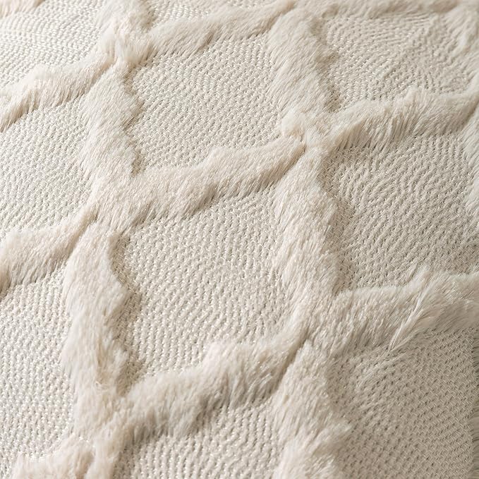 Set of 2 Soft Moroccan Throw Pillow Covers 18x18 Inch Plush Boho Decorative Pillow Cover Accent Cushion Case for Couch Sofa Bed, Beige